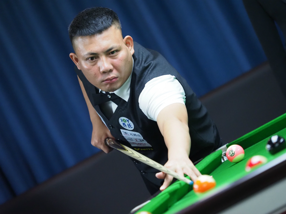 赫连续破门 赫连续破门